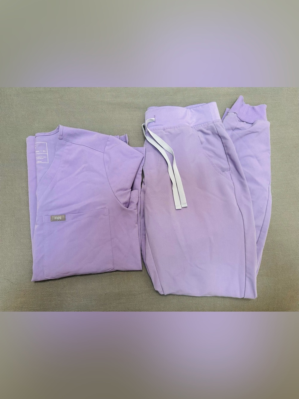 Lilac Figs Scrub Set